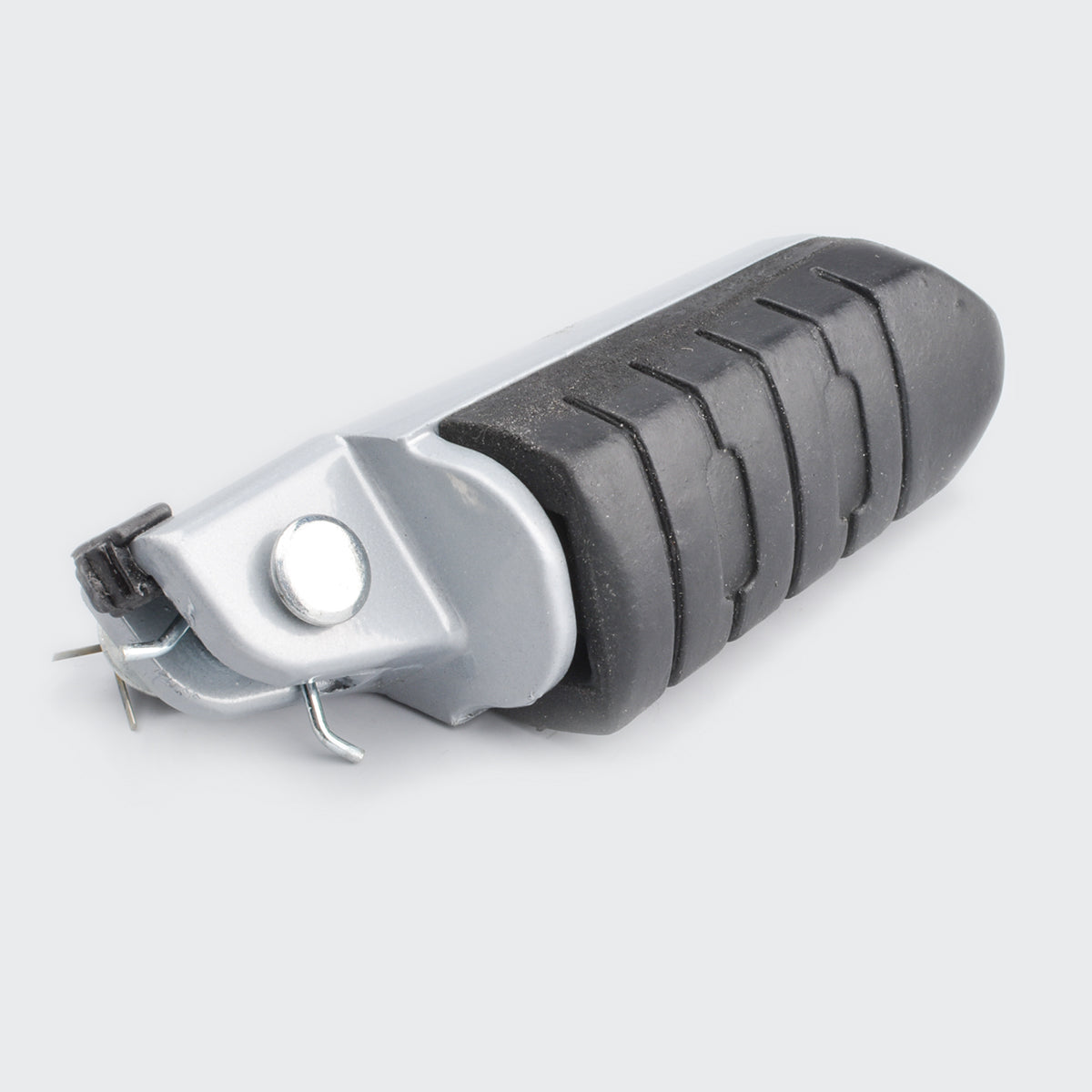 Footrest Assy [F] RH Discover 125ST for Bajaj Discover 125 St — motorcycle spare part Kenya