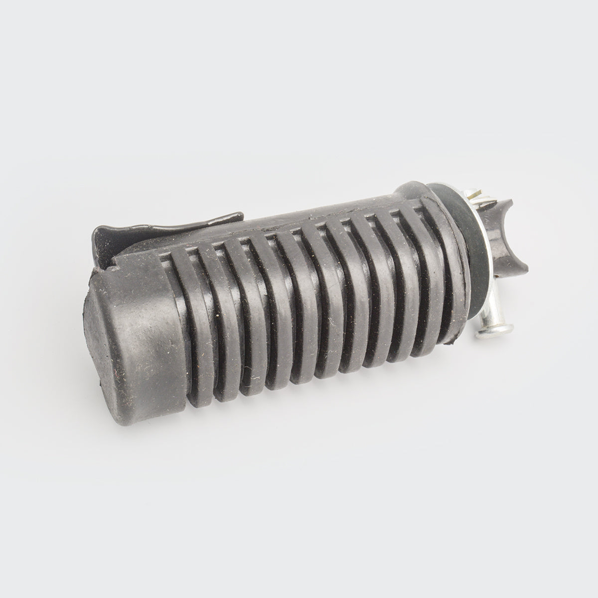 Footrest Assy [F] RH Splendor/Dawn/Passion for Hero — motorcycle spare part Kenya