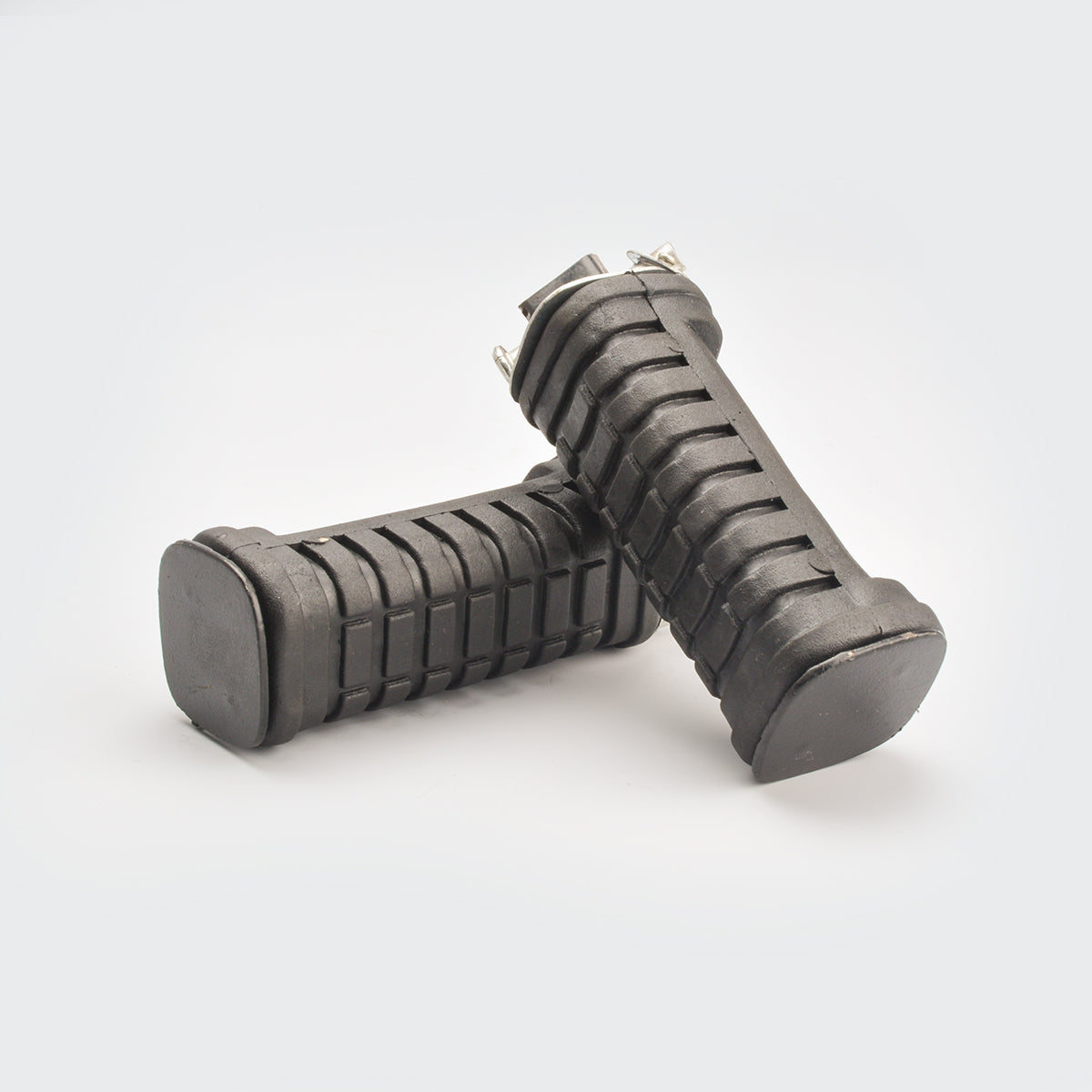 Footrest Assy [R] Crux-r/YD125/YBX/Rxz for Yamaha — motorcycle spare part Kenya