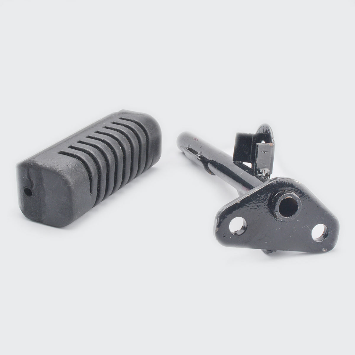 Footrest Bracket W/Rubber [F] RH Discover 100M for Bajaj Discover 100 M — motorcycle spare part Kenya
