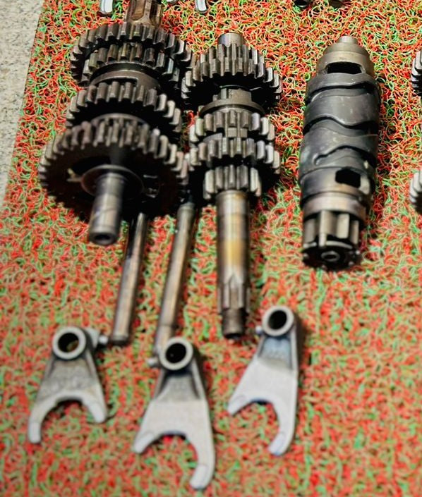 Gear Box -5 Speed