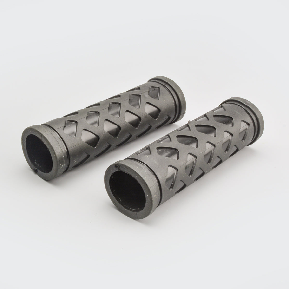 Grip Cover Blk — motorcycle spare part Kenya