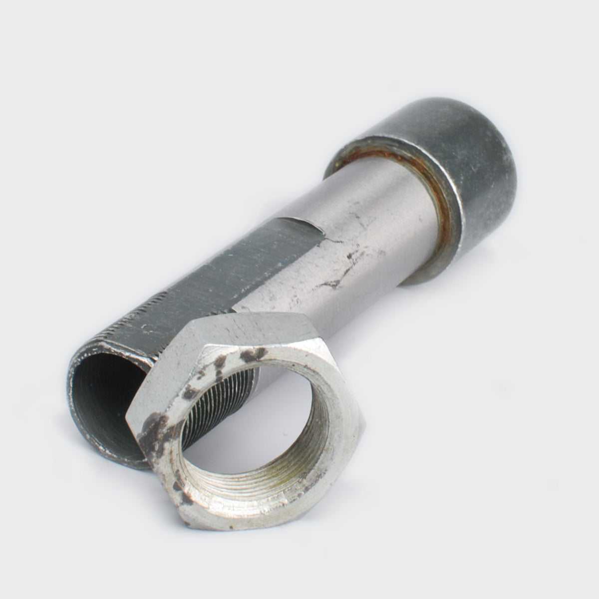 Half Axle W/Nut Pulsar 150 DTSI/Pulsar 180 DTSI/Discover