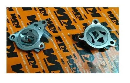 Oil Pump and Evacuation Pump Assembly