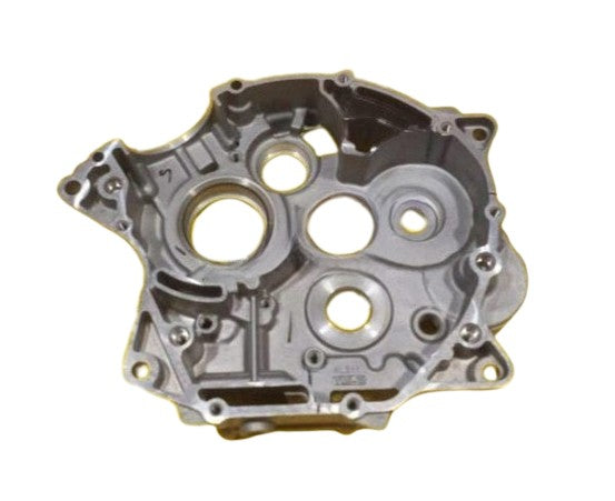 Right Side Chamber with 4 Bearing Genuine for Yamaha Enticer — motorcycle spare part Kenya