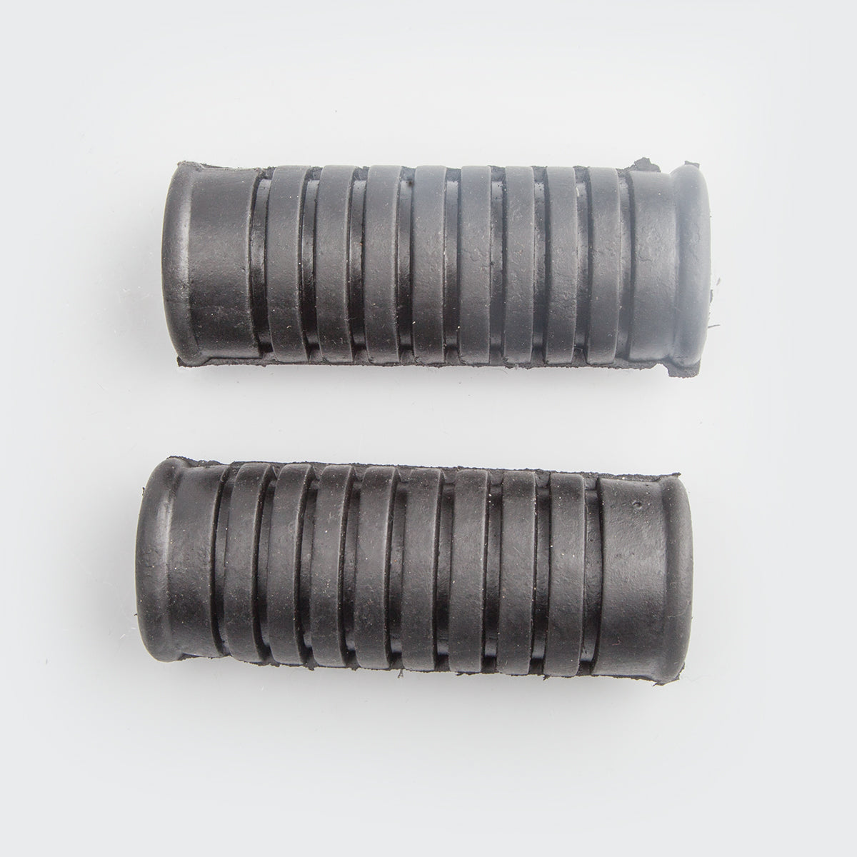 Rubber Footrest [F] Caliber for Bajaj — motorcycle spare part Kenya