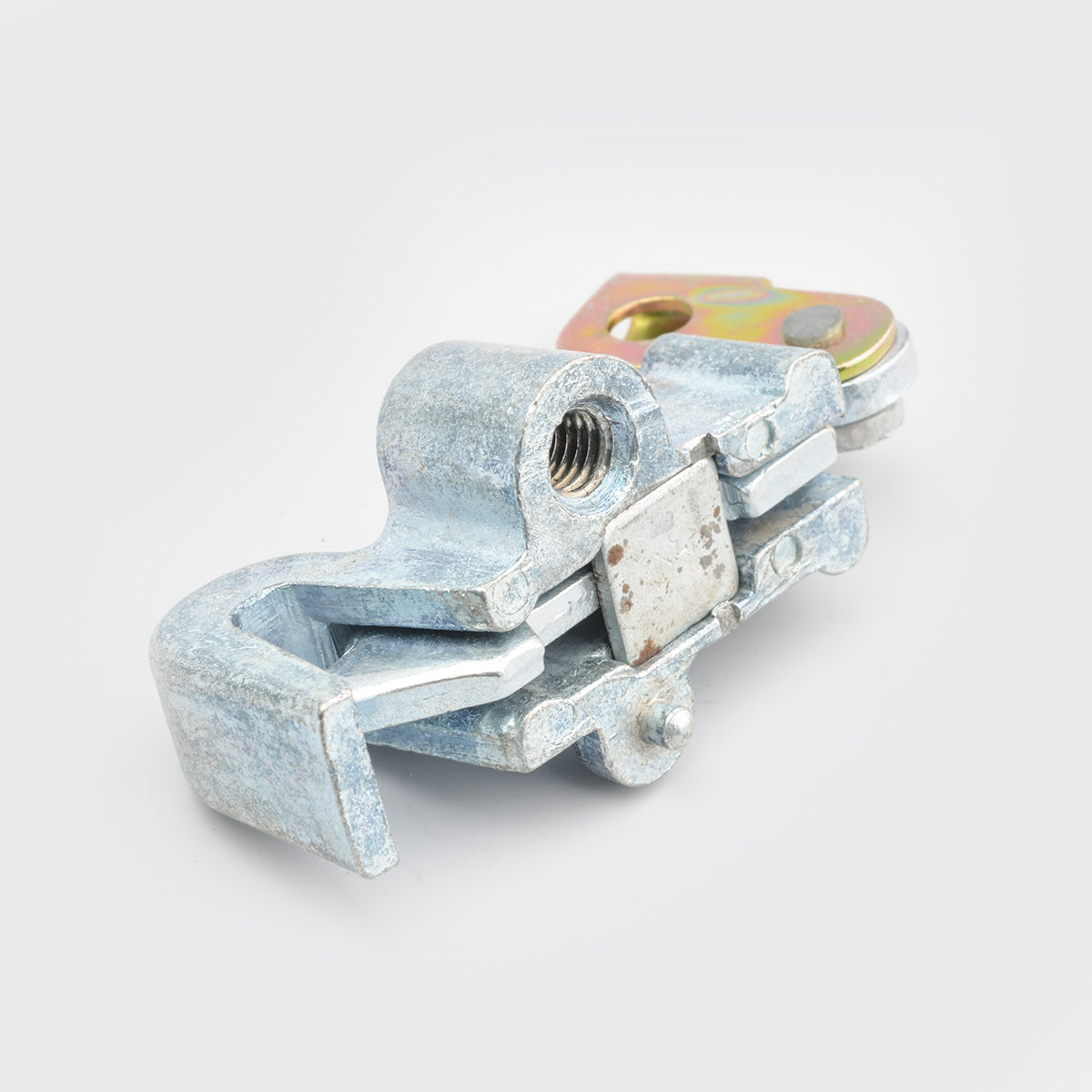 Seat Lock Bracket Passion/Dawn/Passion Plus/Passion Pro/Cbz/Glamour/Super Splendor for Hero — motorcycle spare part Kenya