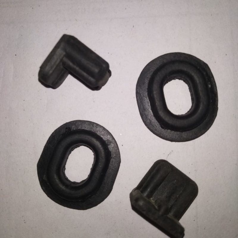 Side Panel Rubber (First Quality) for TVS Victor — motorcycle spare part Kenya